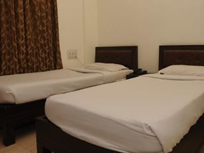 Royal Inn Bangalore Extérieur photo